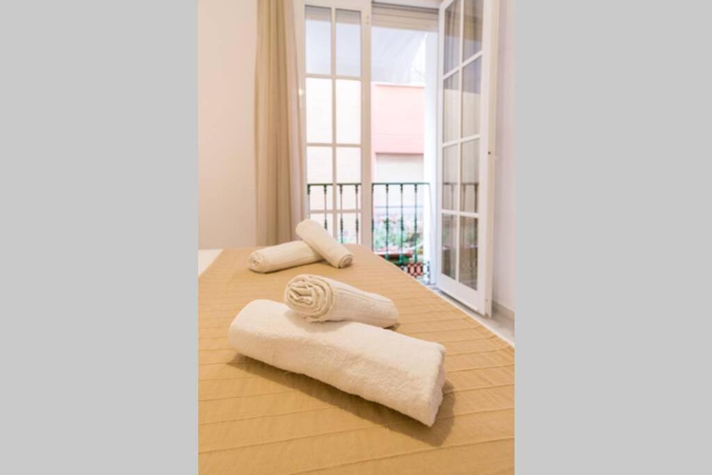 Tgh/ Malaga Centro Carreteria Apartment Exterior photo